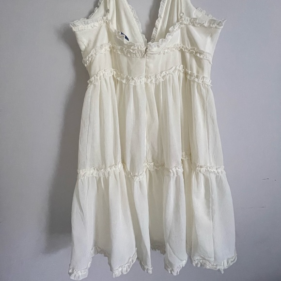 Dainty White Summer Dress - Picture 4 of 5